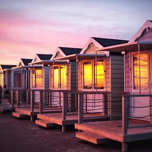  Holiday home Cosy In - Close To